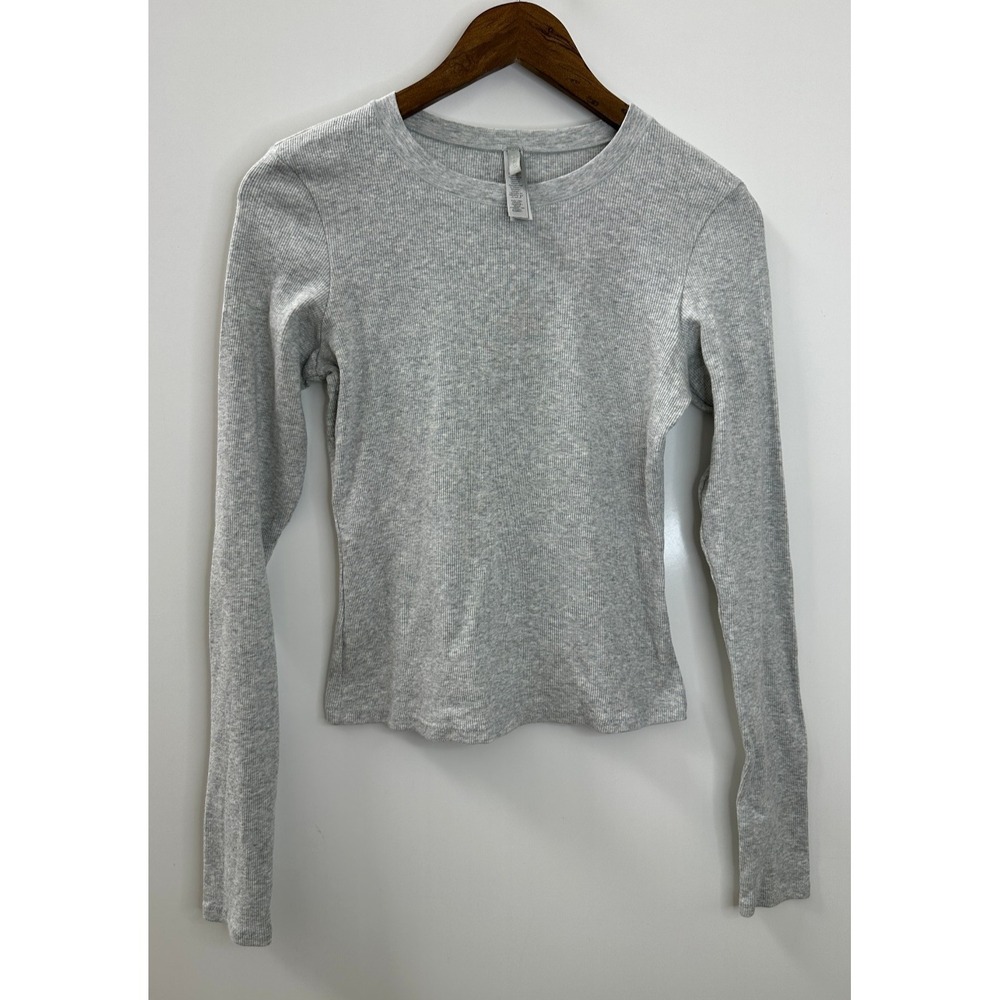 SKIMS Ribbed Cotton Blend Crew Neck Long Sleeve Large Top Light Heather Gray - Picture 2 of 12